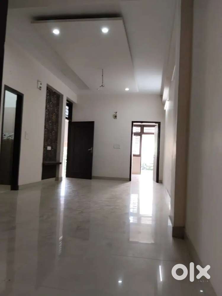 Fresh new2BHK ground floor,proper ventilation, sunlight, lift, parking