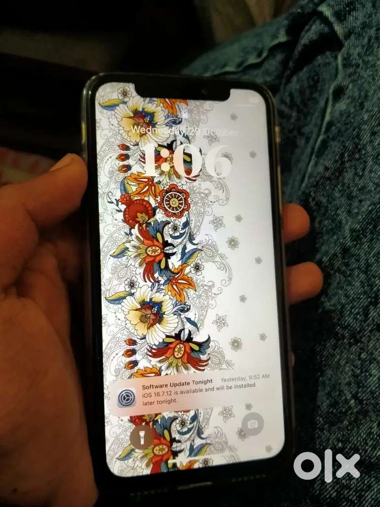 Good condition iphone x gb256