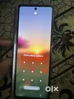 Samung fold 2 ineer display not workign