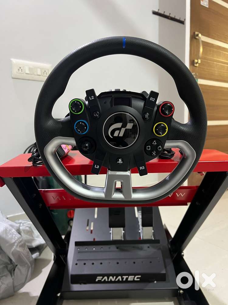 Fanatec Gran Turismo DD Pro steering wheel
