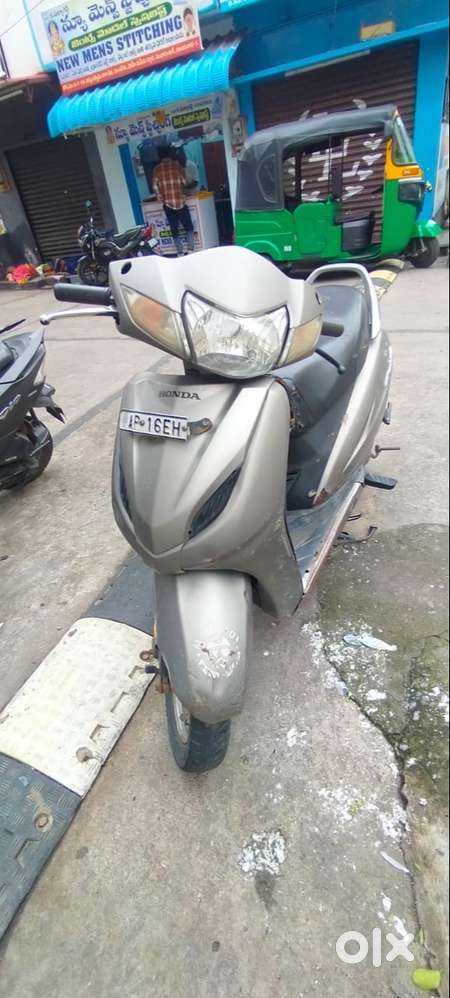 Bruh scooty chudandi worth ah kda check cheyndi TnQ