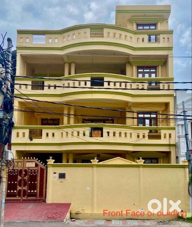 Spacious First Floor for Rent – ₹30,000/Month (Families Only)
