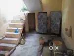 100 gaj ka ghar hai, urgent sale.