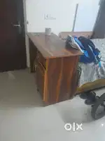 3×1.25 Study Table cum computer Table.