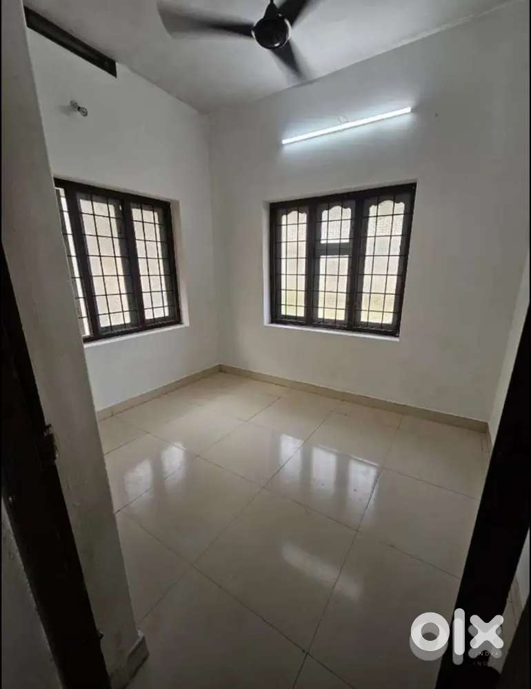 Accommodation for bachelor's @calicut town near jaamjoom hypermarket