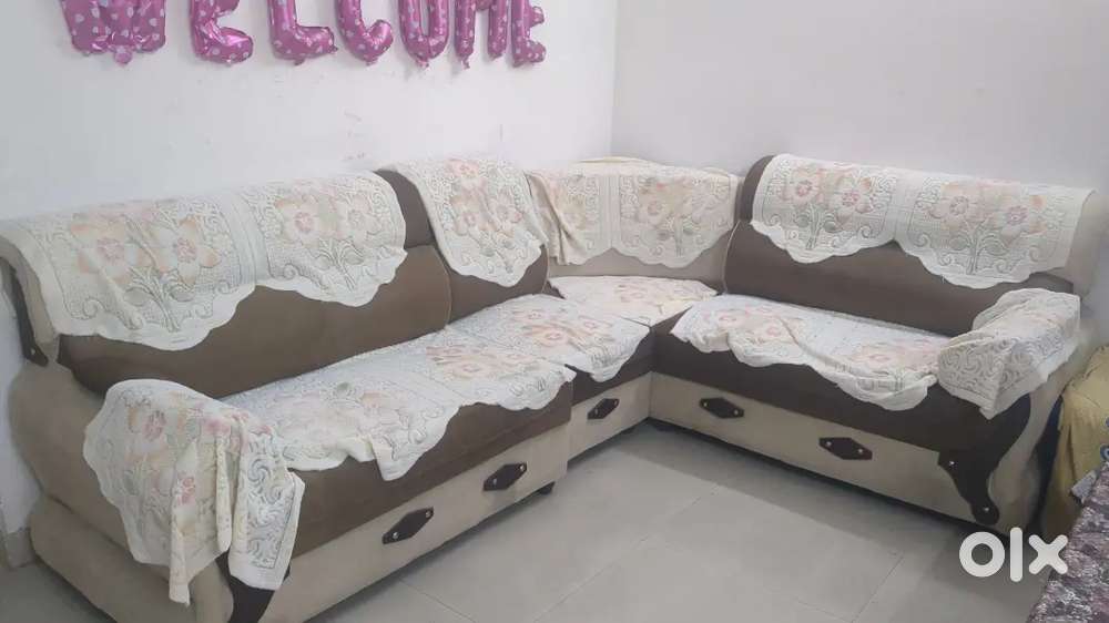 L-  Shapped Sofa 4 piece convertible