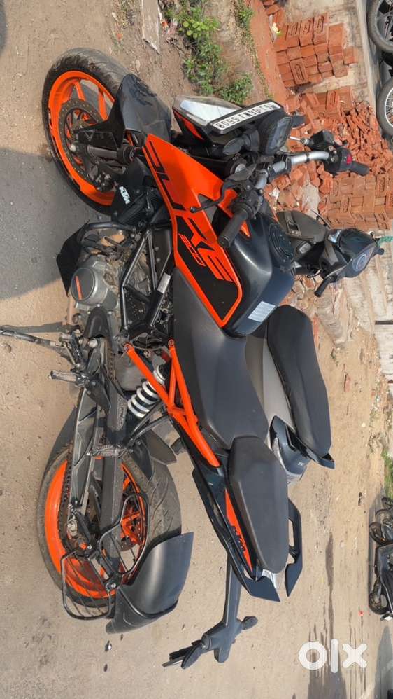 ktm duke 200 (2023model)