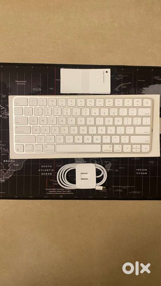 Apple keyboard (NEW AND UNUSED)