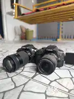 Canon 1300 cemera canon 700 d. 25000 r