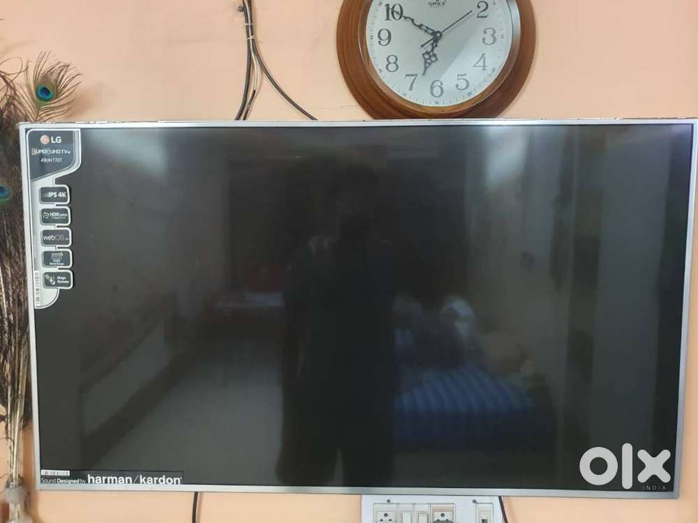 LG 49” Super UHD 4K Smart TV (Model: 49UH770T)