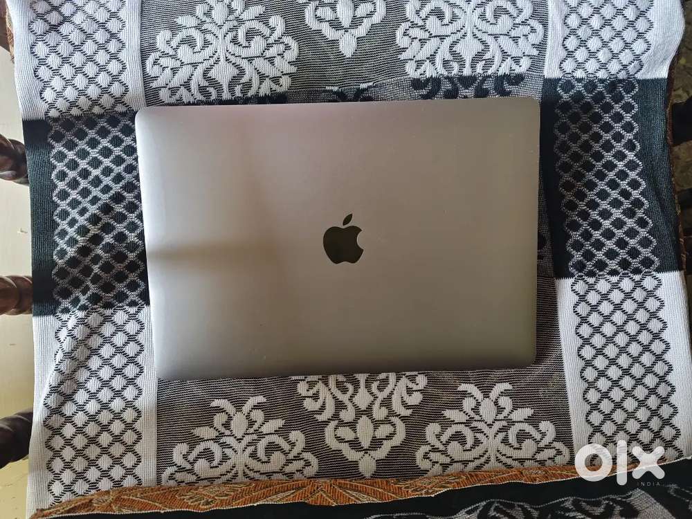 Apple Macbook Pro M1