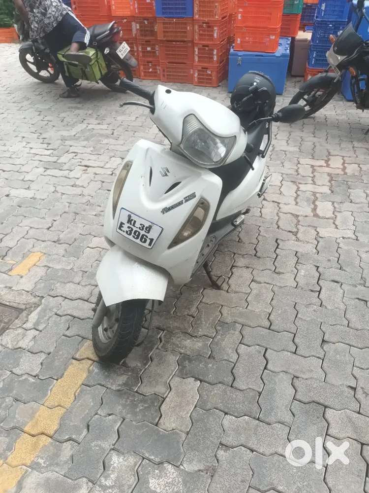 Scooter for sale at low budget and access