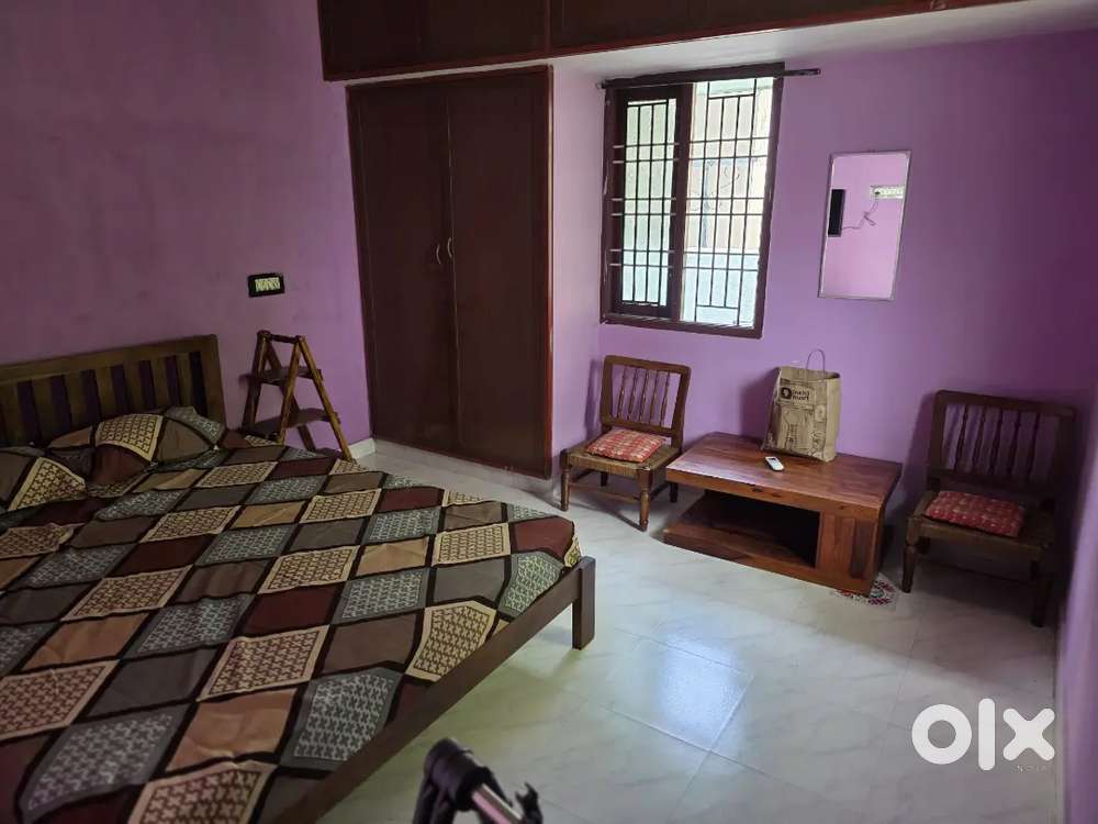 Fully Furnished Private Room for Short Stay