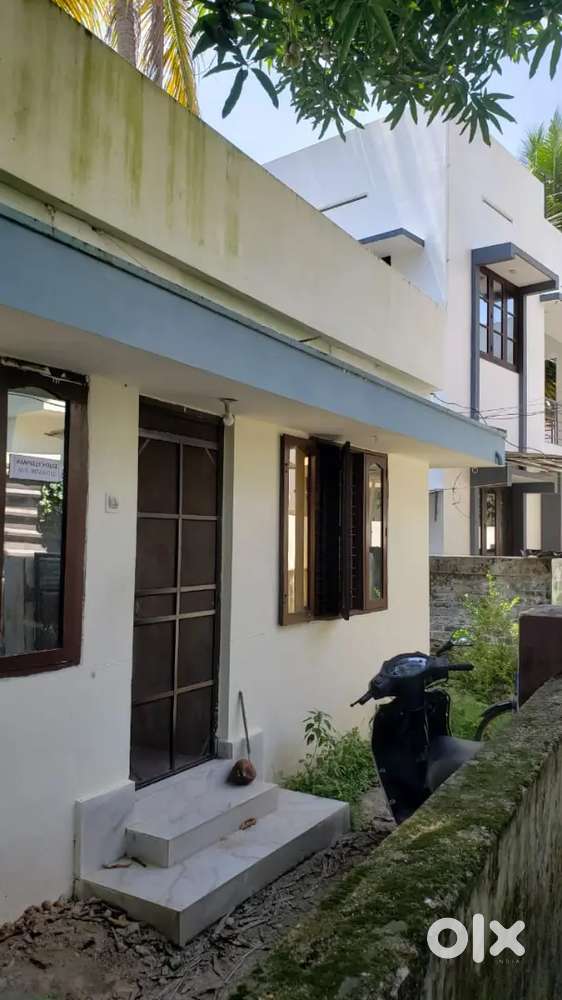 FOR SALE- 2BHK, 3Cent@Kamaleswaram/Kallattumukku-NKRA