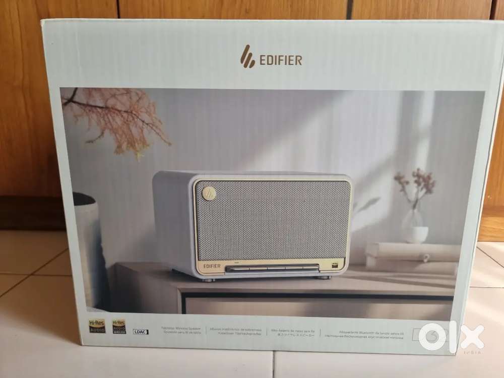 Speaker... Edifier D32