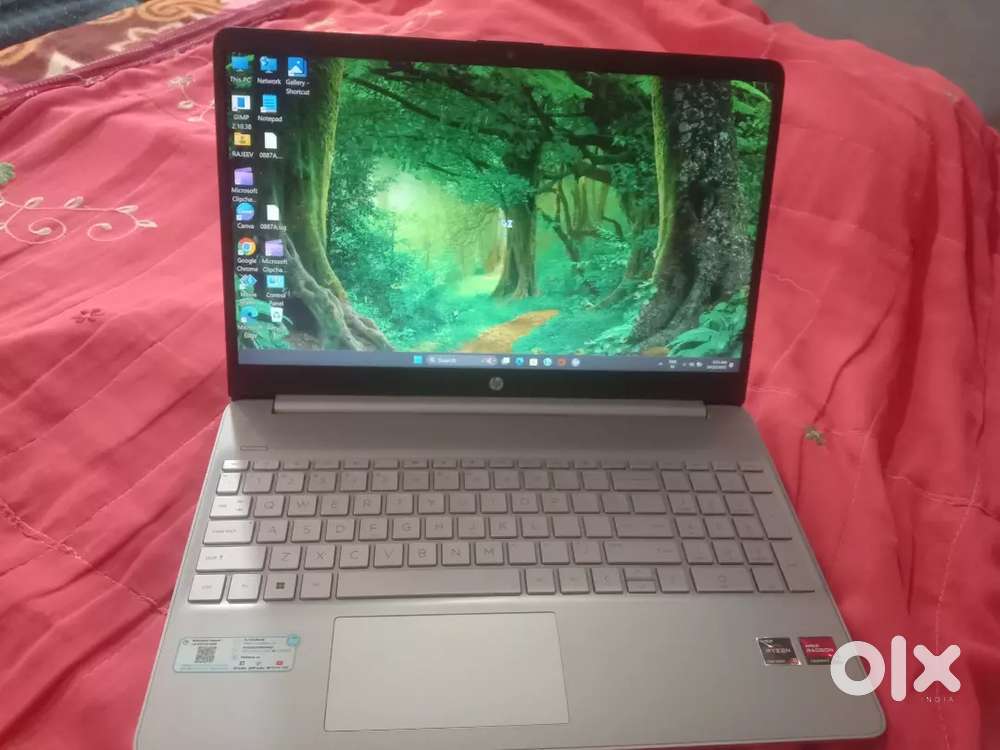 Hp laptop 3months company warrenty availbul