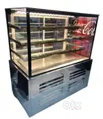 Cold drink and cake display fridger