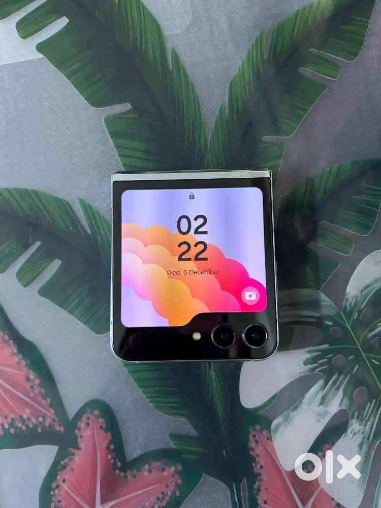 Samsung galaxy Z flip 5 5g 8/256gb