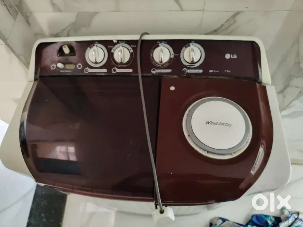 7.5 kg LG washing machine semi