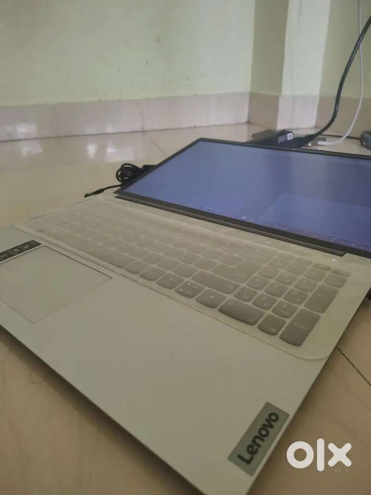 IdeaPad 1 15AMN7  8gb/512