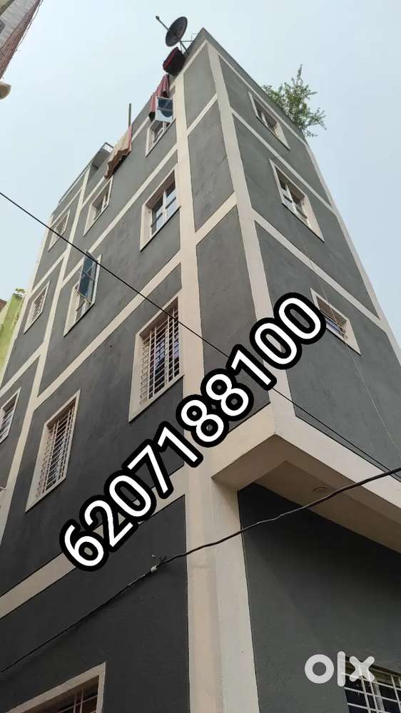 Ramkrishna Nagar me, Area 300sq, Rate 55L