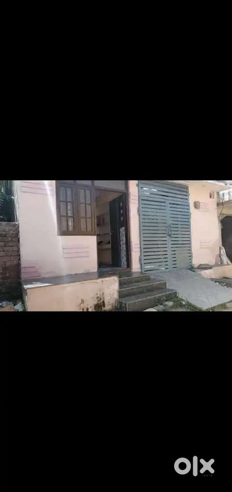 Independent house in best location