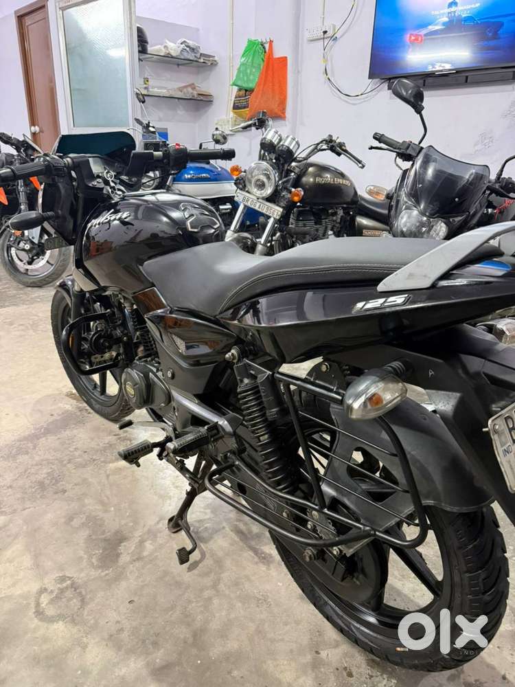 Bajaj Pulsar 125 - Finance Available