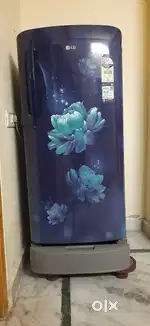 LG fridge good condition