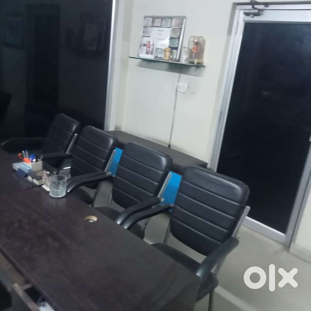 Ground floor office, available on rent near bus stand, Narinder Cinema