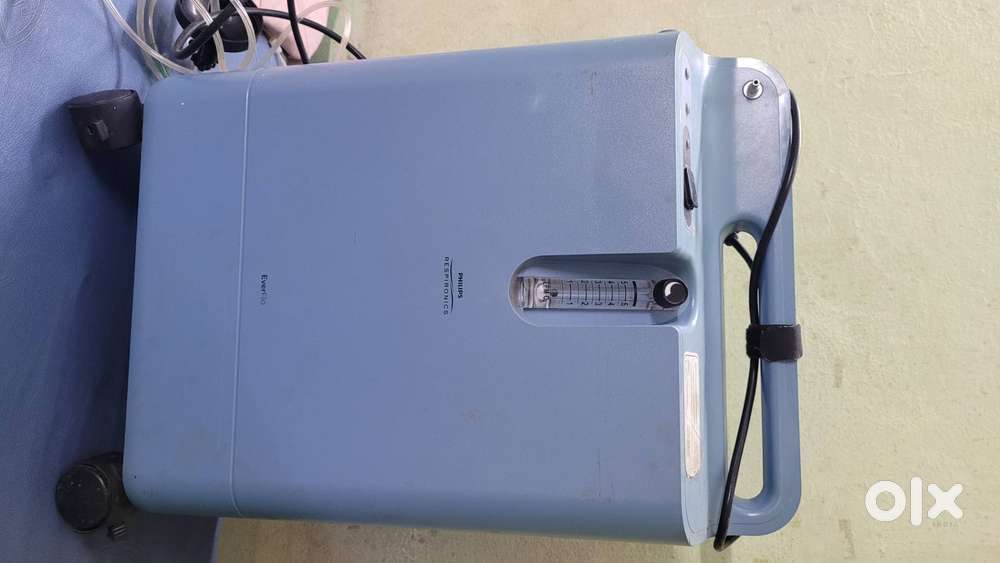 Oxygen ( O2) Concentrater - PHILIPS