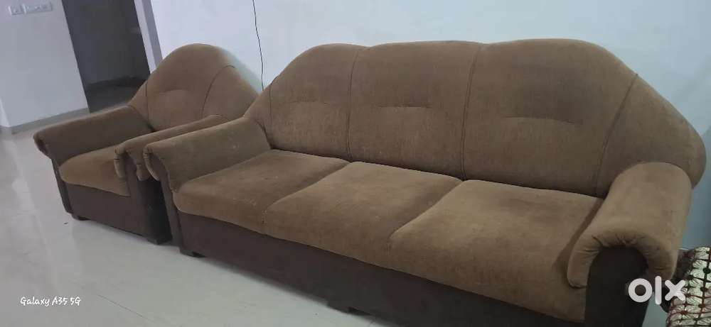 5seater sofa for sale 3+1+1