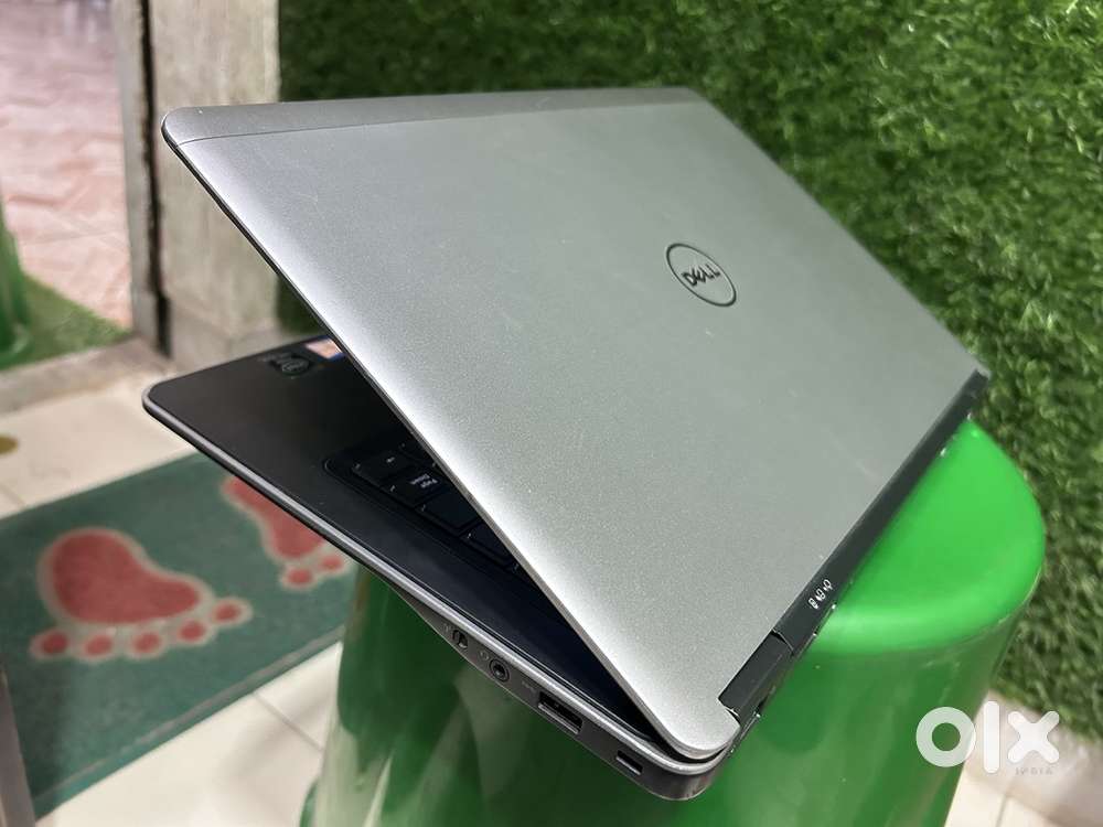 Dell ultraslim core i5 high speed Laptop 8gb Ram 256gb ssd warranty