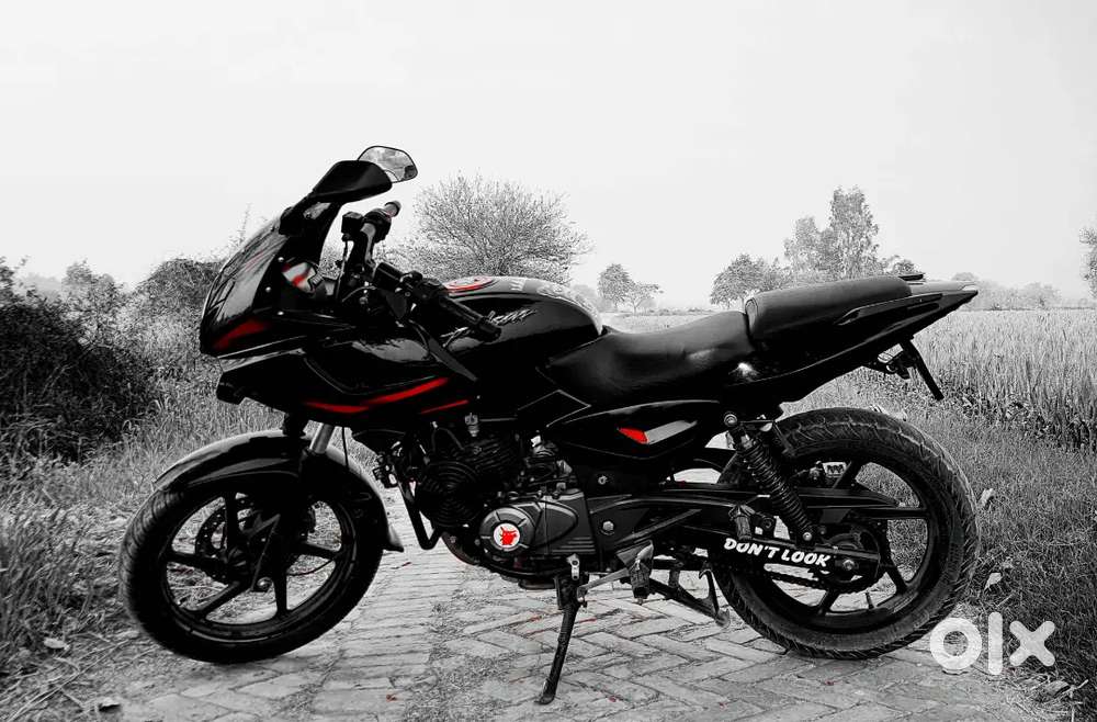PULSAR 180F FOR SALE NEXT TO SHOWROOM CONDITION