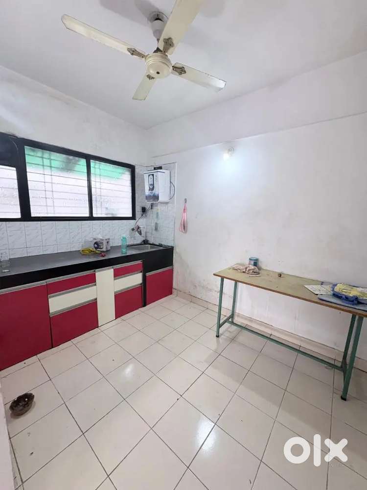 1bhk student flat rent famous soc Bharti vidyapeeth campus katraj