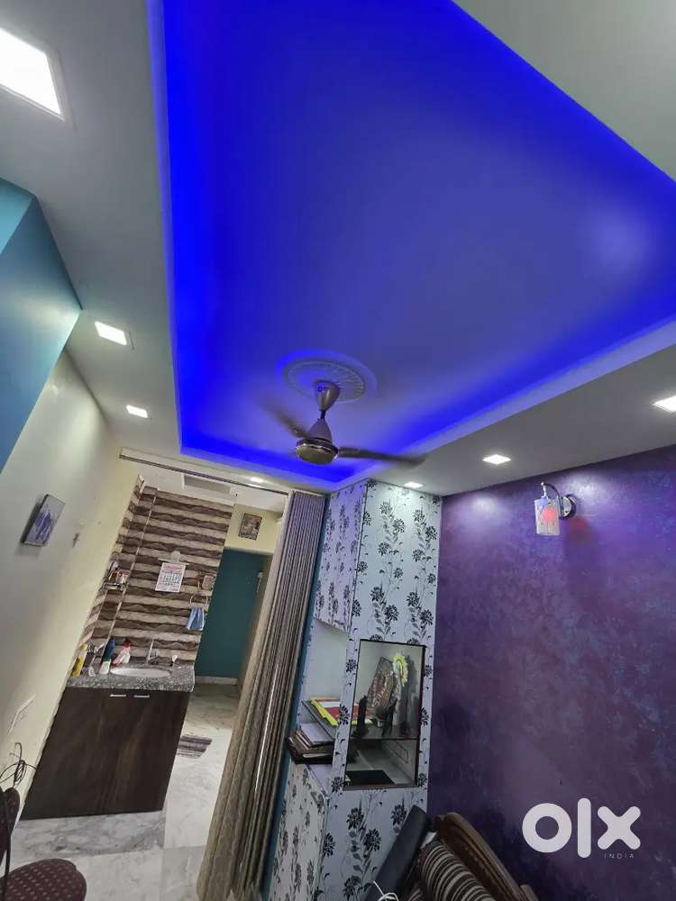 Flat on sale redy to move fully furnished