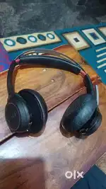Plantronics