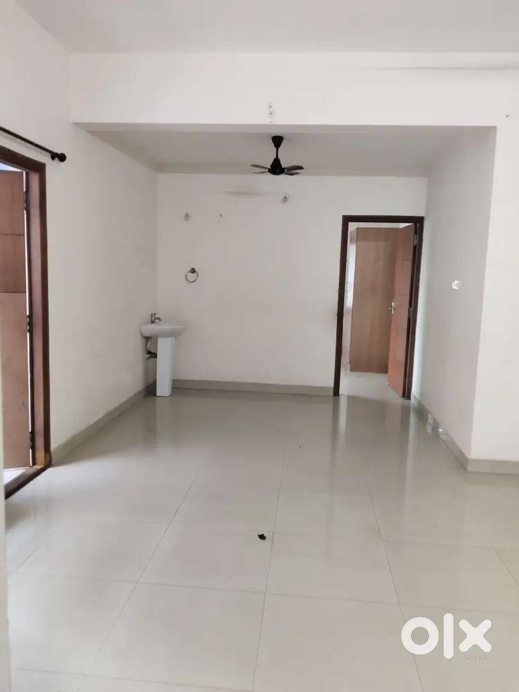 2bhk independent house for rent at kulshekar 13000