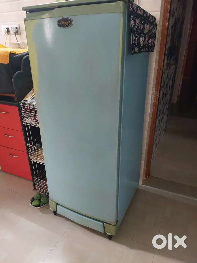 Whirlpool fridge 230 liters