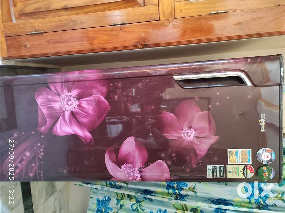 Refrigerator whirlpool 280 lt.