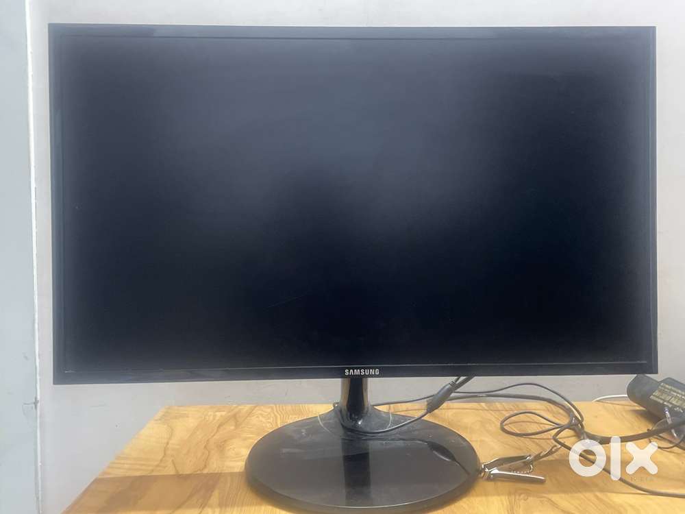 Monitor Samsung 27 inch LED backlit Monitor
