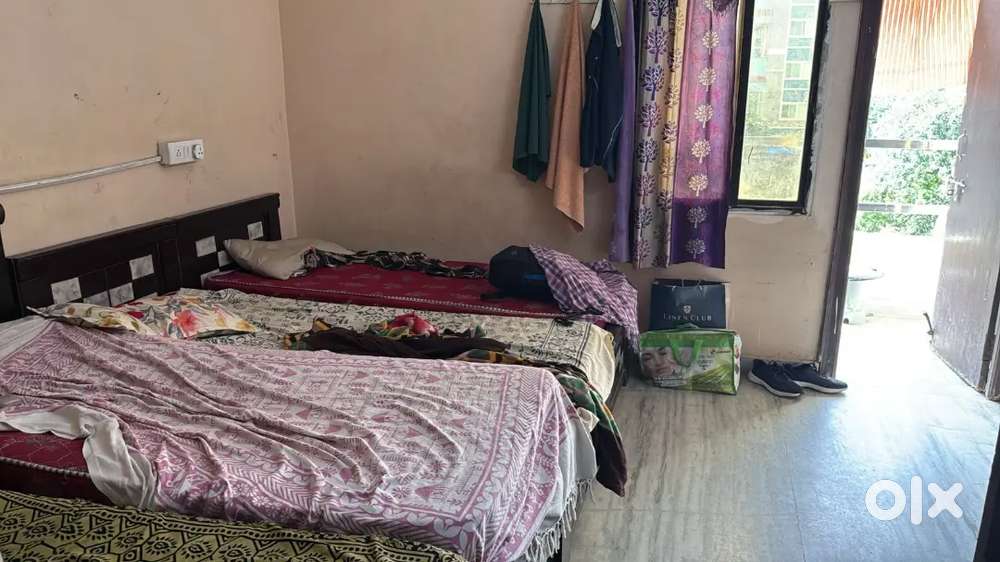 Running Boys PG for Sale