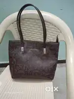 Ladies hand bag