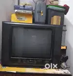 LG FLATRON 22INCH CRT TV