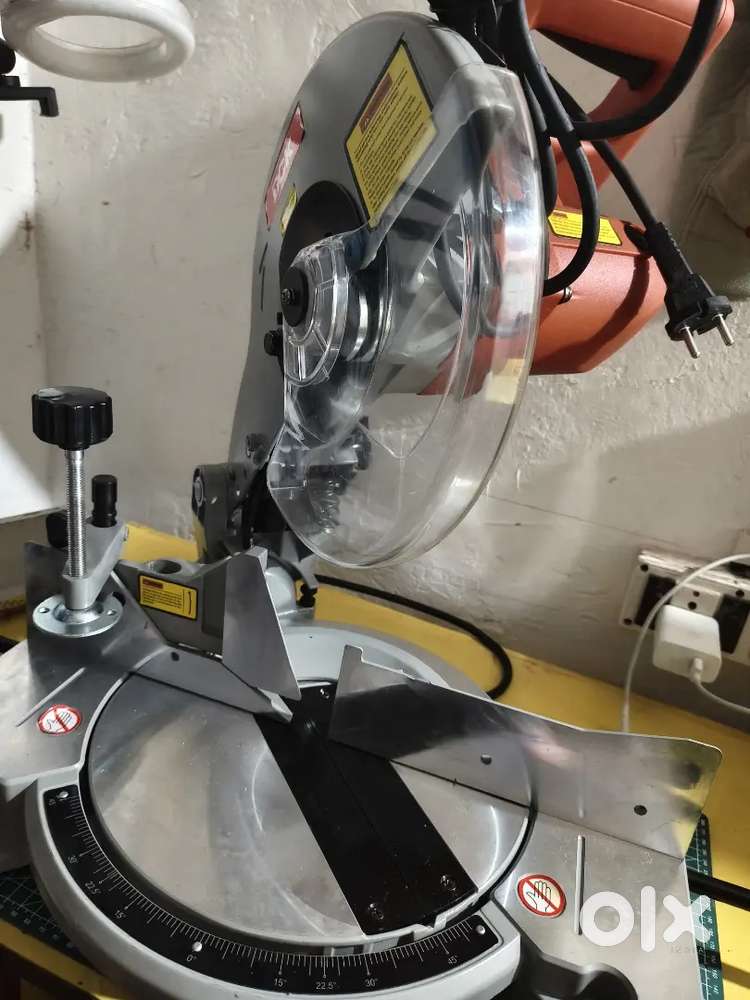 Mitar saw DCKJX255