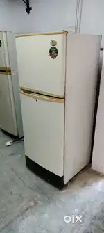 LG company double door fridge proper working condition