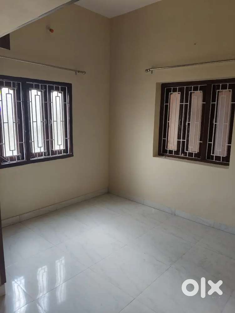 3BHK Ground Floor Home for rent, No car parking available