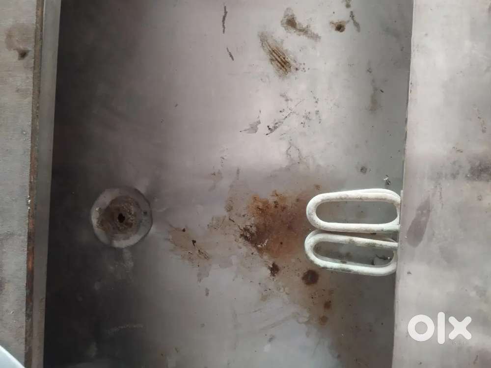 Curry point counter with eater