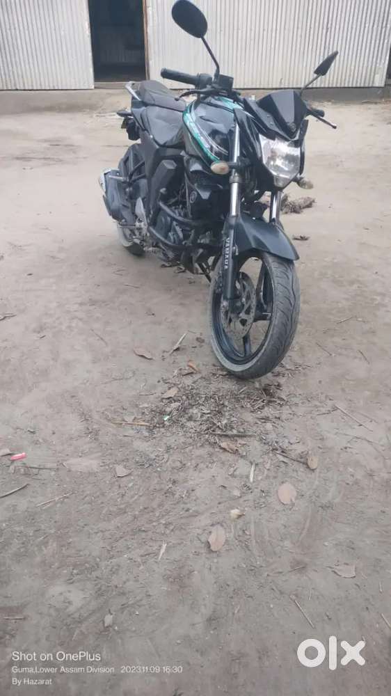 Yamaha FZs