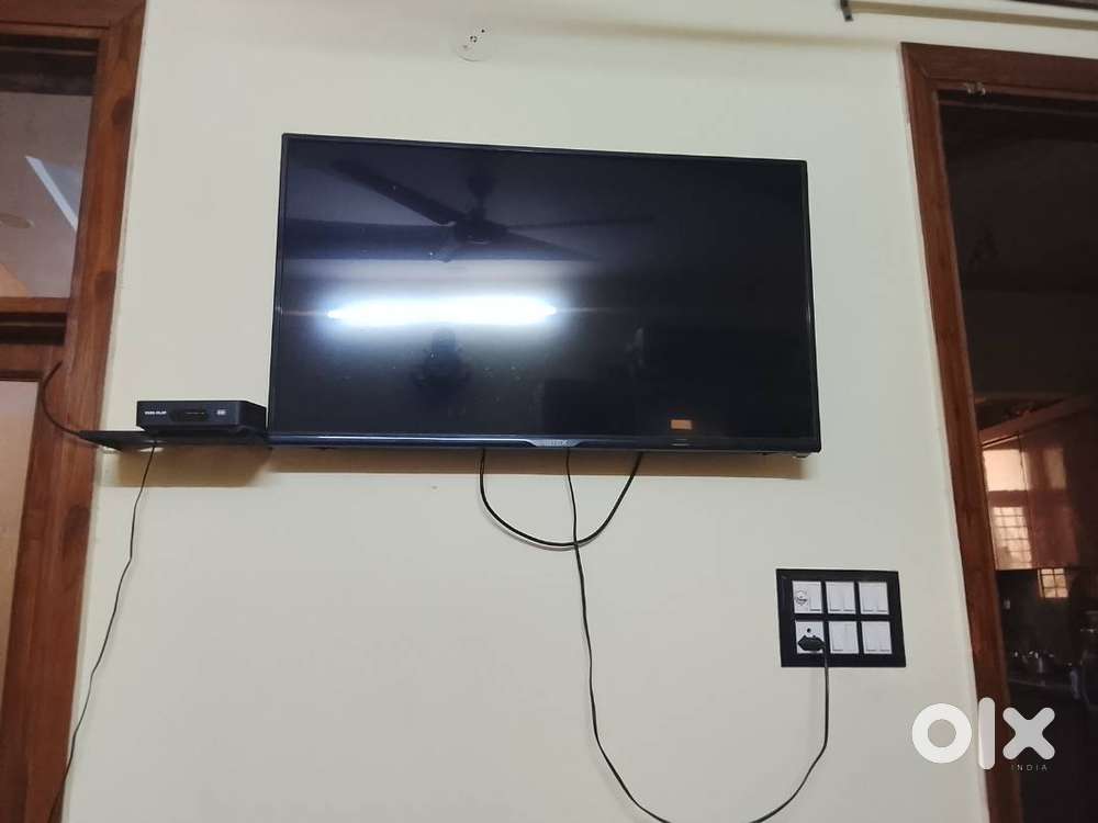 Intex 40. Inches smart LED Tv