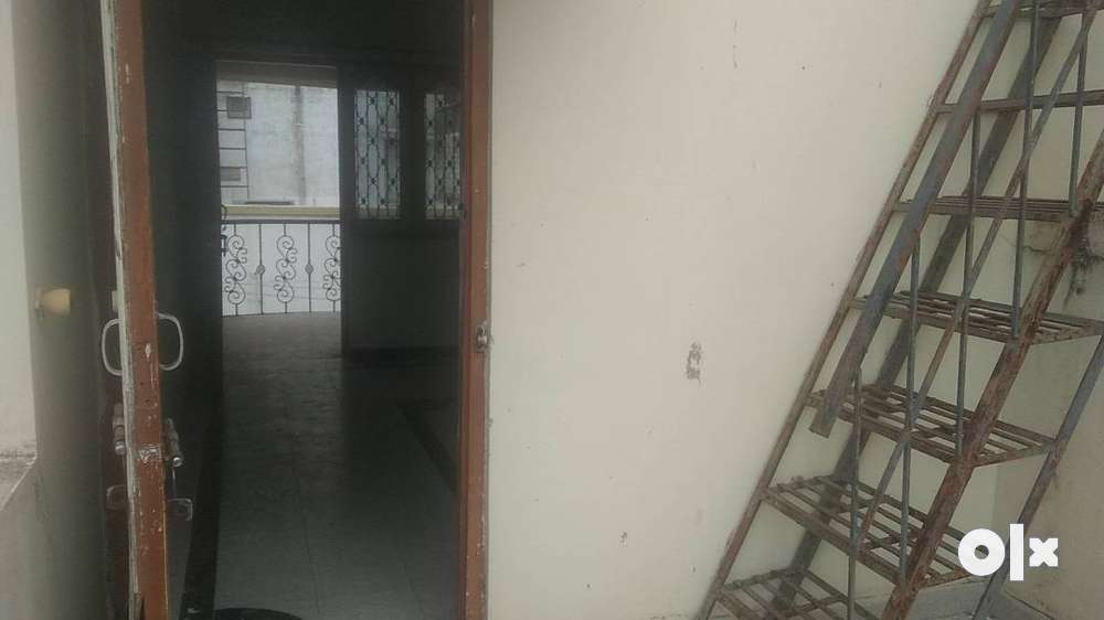 fully furnished raw house duplex on sell